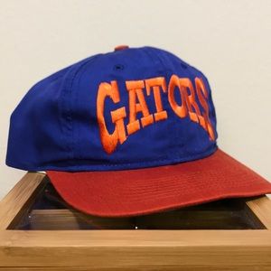 Vintage UF SnapBack. Collegiate licensed product.